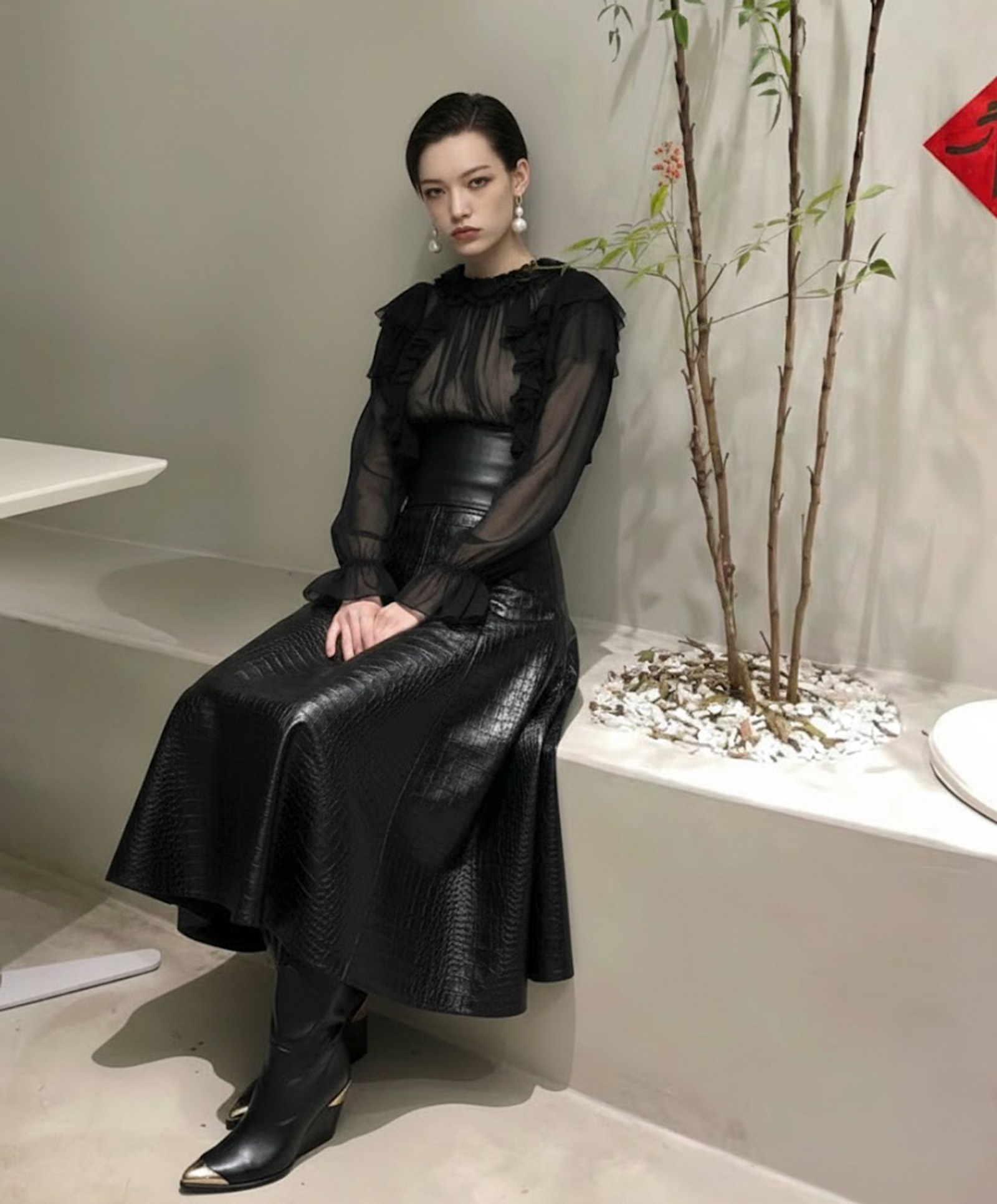 復古修身蛇紋皮革裙