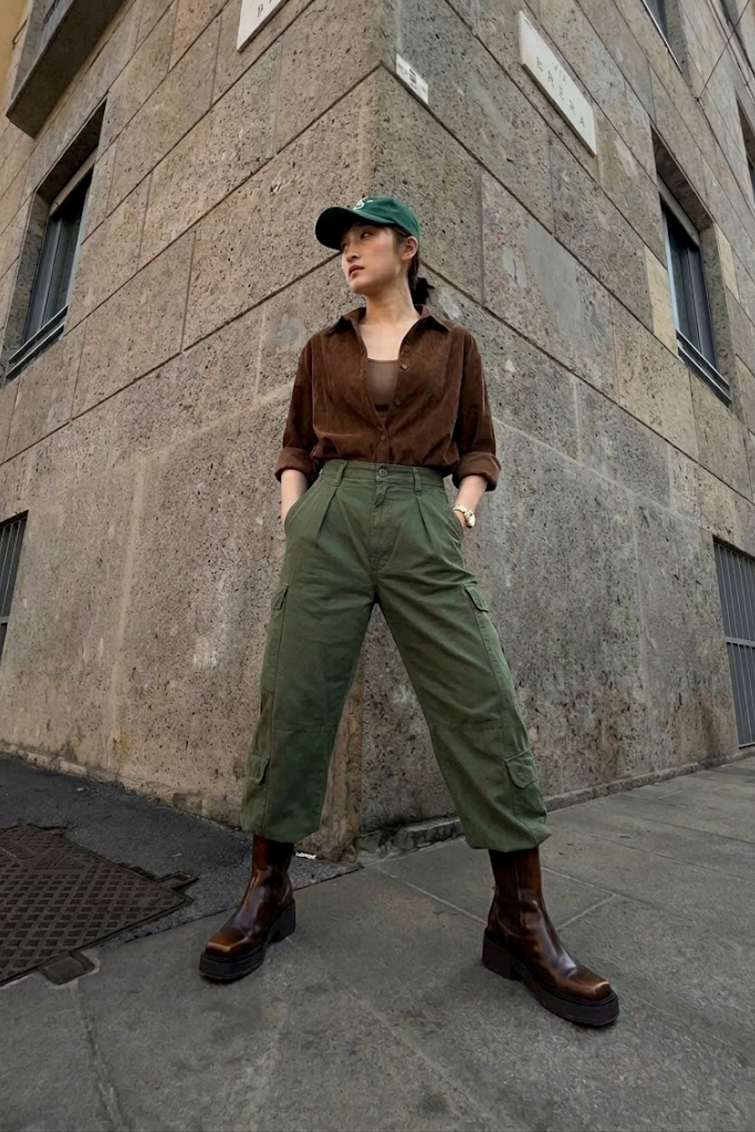 軍綠打折西裝長褲