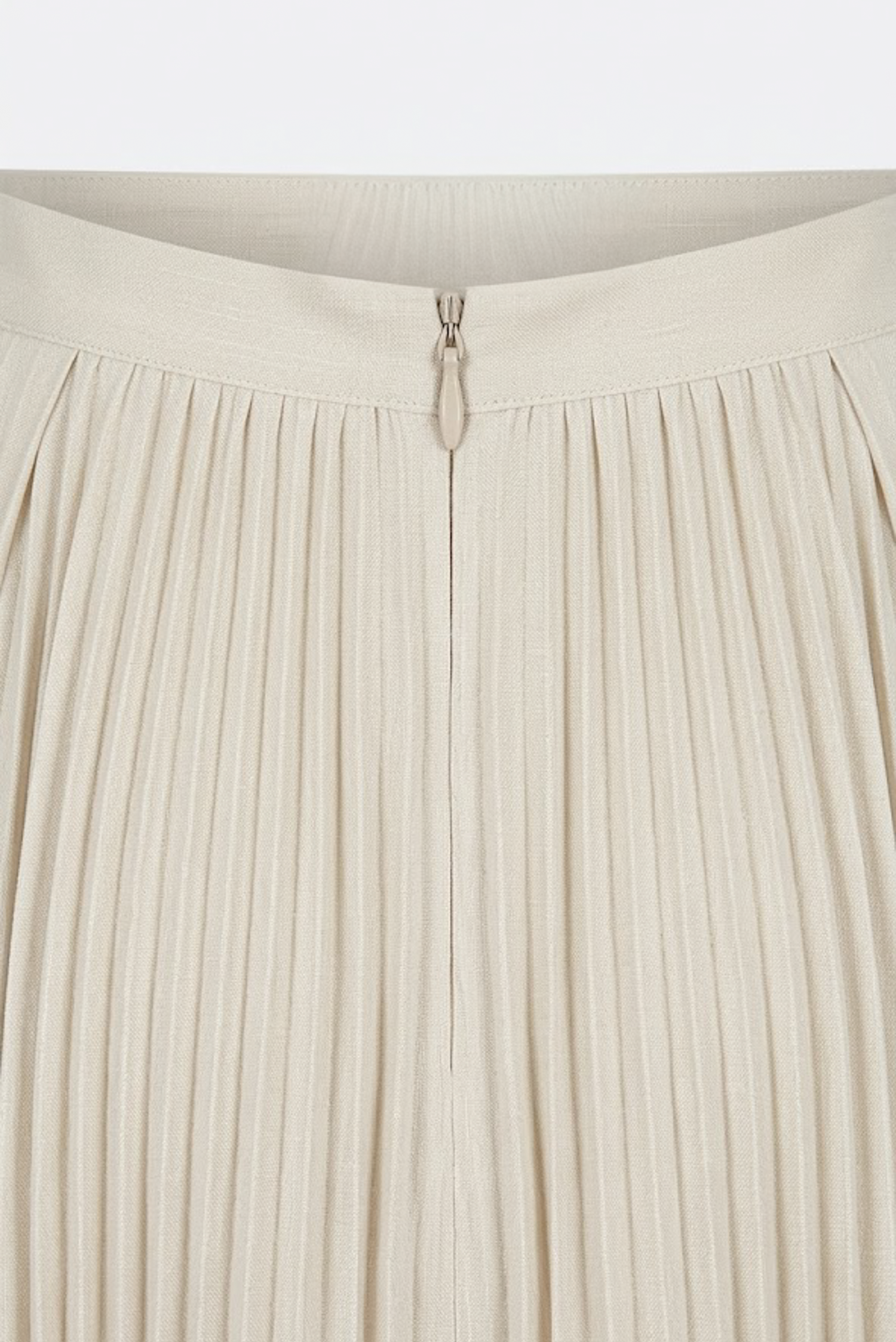 fc6cf5d4-e5f9-4c0a-8614-3d084a915ee14523333