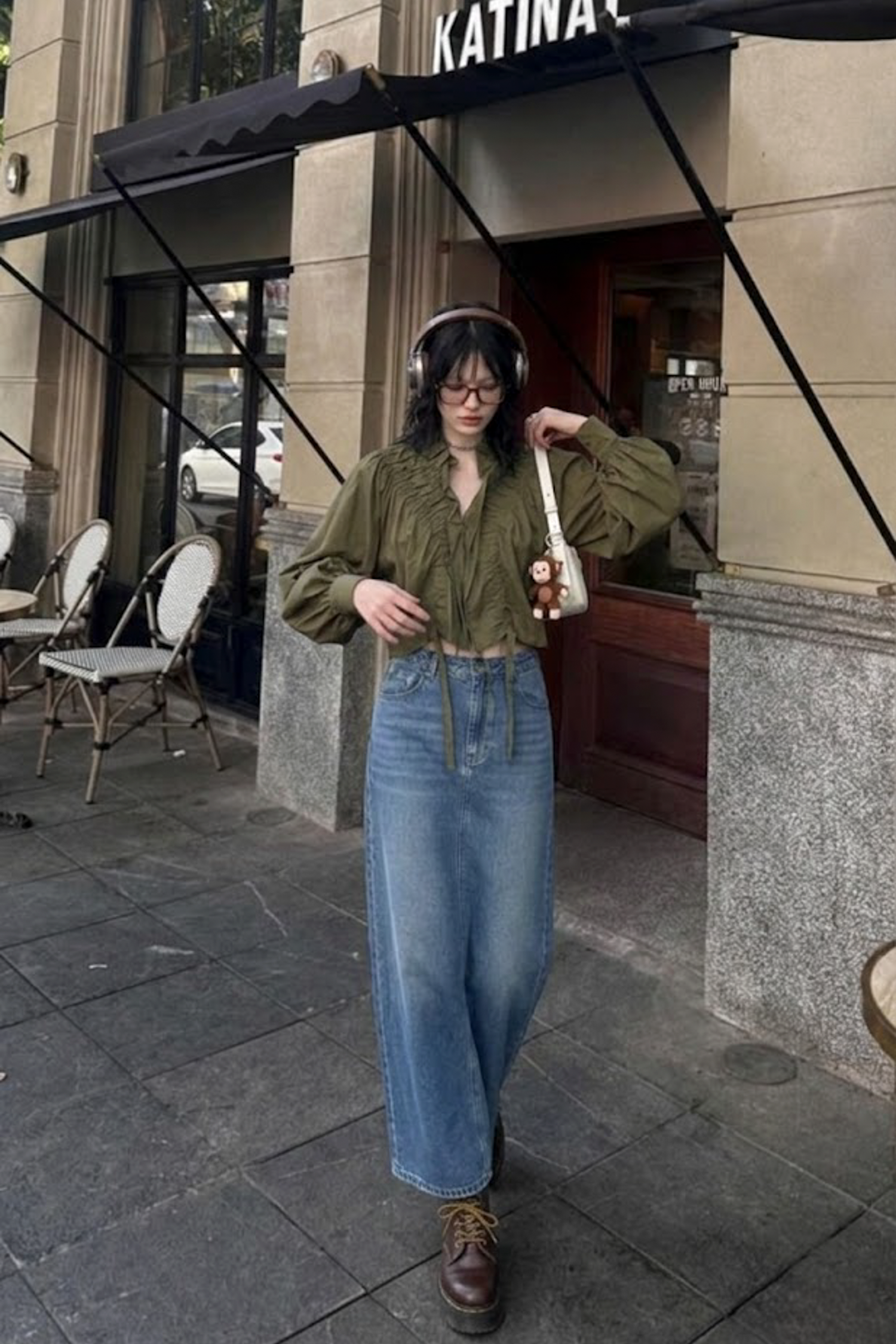 復古荷葉領立體抓皺抽繩襯衫